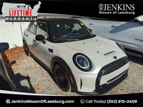 Used 2023 MINI Cooper S w/ Signature Upholstery Package image 1