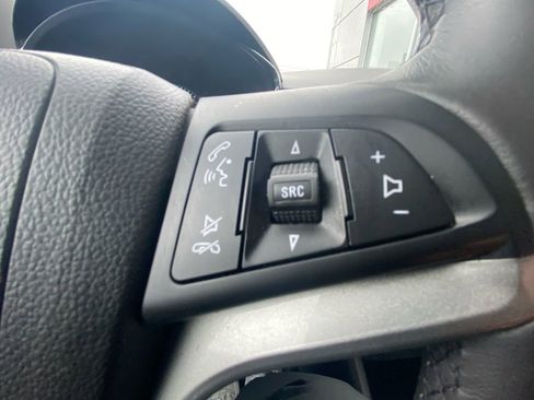 Used 2019 Chevrolet Trax LT w/ LT Convenience Package image 20