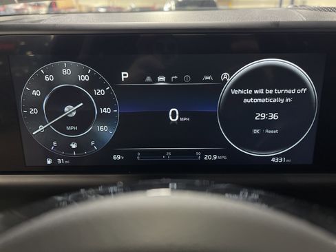 Used 2025 Kia Seltos EX w/ EX Sunroof Package image 22