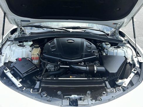 Used 2021 Chevrolet Camaro LT RWD image 10