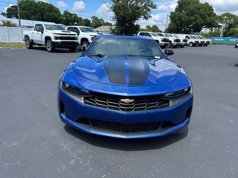 Used 2019 Chevrolet Camaro LT w/ Black Appearance Package RWD image 2