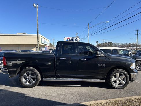 Used 2018 RAM 1500 Big Horn image 4