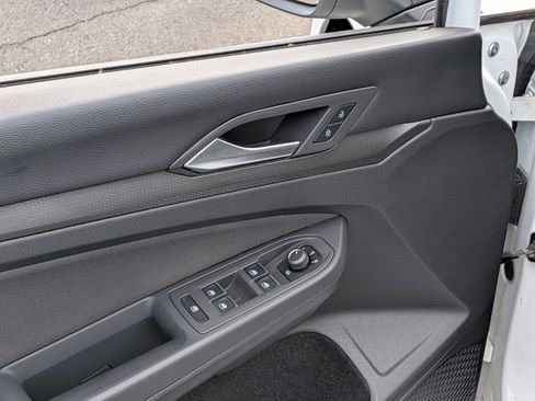 Used 2022 Volkswagen GTI SE image 16