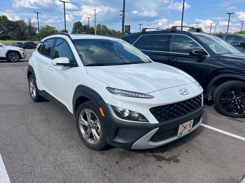 Certified 2023 Hyundai Kona SEL w/ Convenience Package FWD image 3