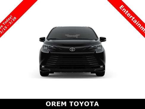 New 2026 Toyota Sienna XLE Woodland Edition image 17