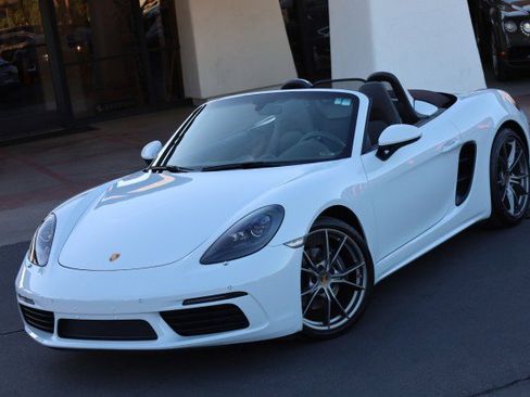 Used 2019 Porsche 718 Boxster image 1