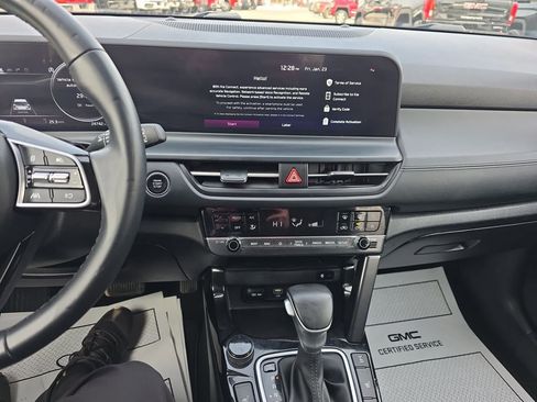 Used 2024 Kia Seltos EX image 17