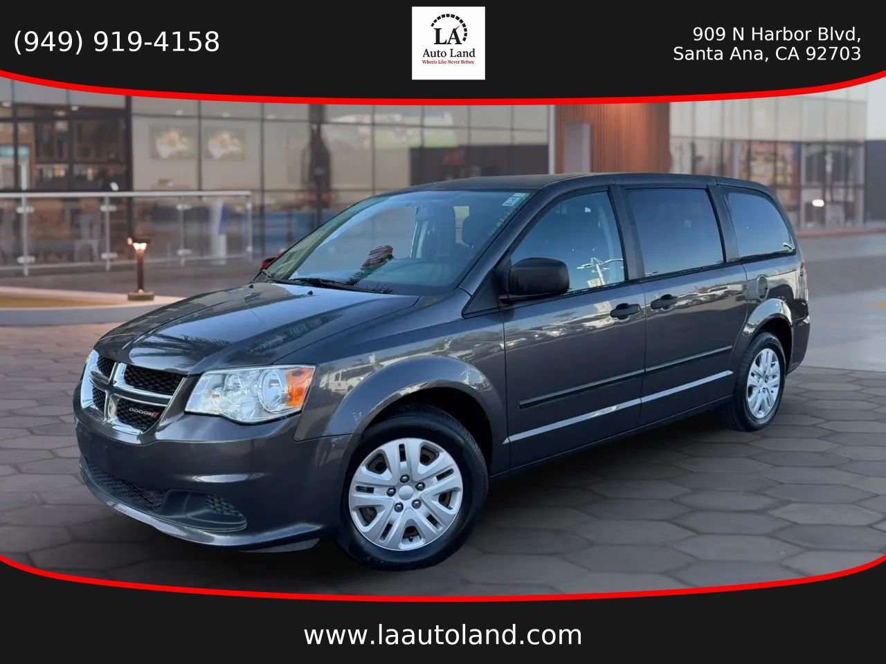 Used 2015 Dodge Grand Caravan American Value Package w/ UConnect Hands-Free Group FWD image 1