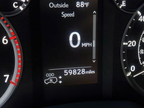 Used 2023 Lexus GX 460 Luxury image 29