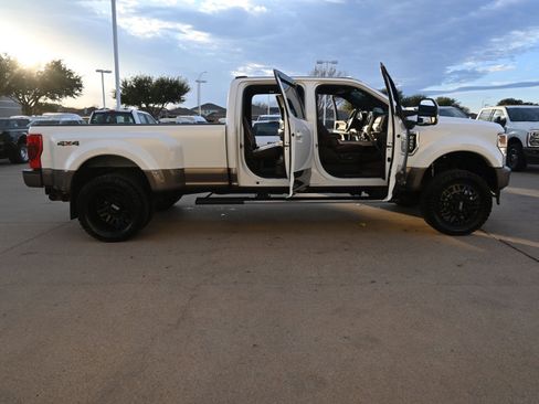 Used 2022 Ford F450 King Ranch image 41