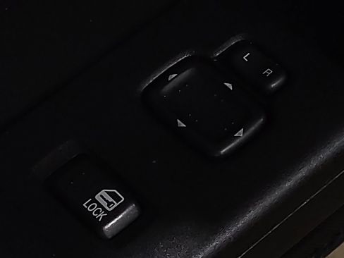 Used 2013 MAZDA MX-5 Miata Club image 27