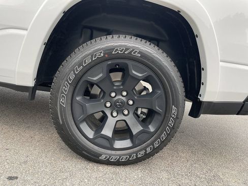 Used 2026 RAM 1500 Big Horn AWD/4WD image 10