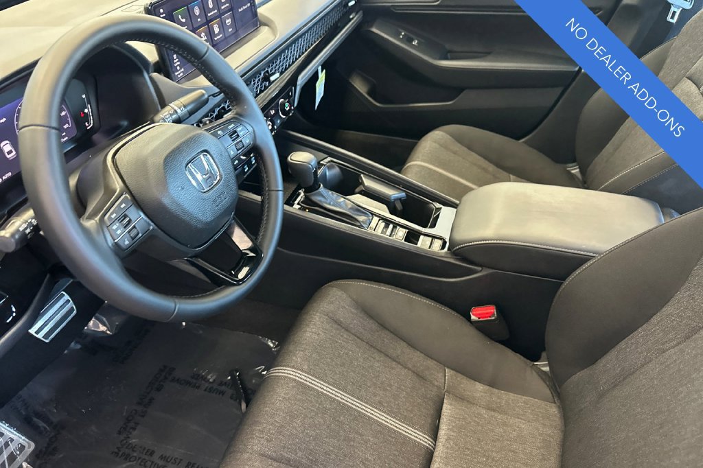 Used 2025 Honda Accord Sport image 10