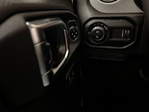 New 2026 Jeep Gladiator Sport AWD/4WD image 19