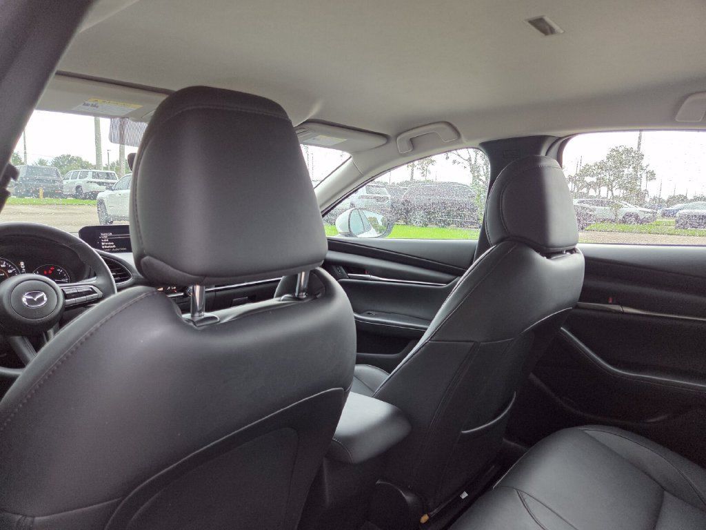 Used 2023 MAZDA MAZDA3 s FWD image 22