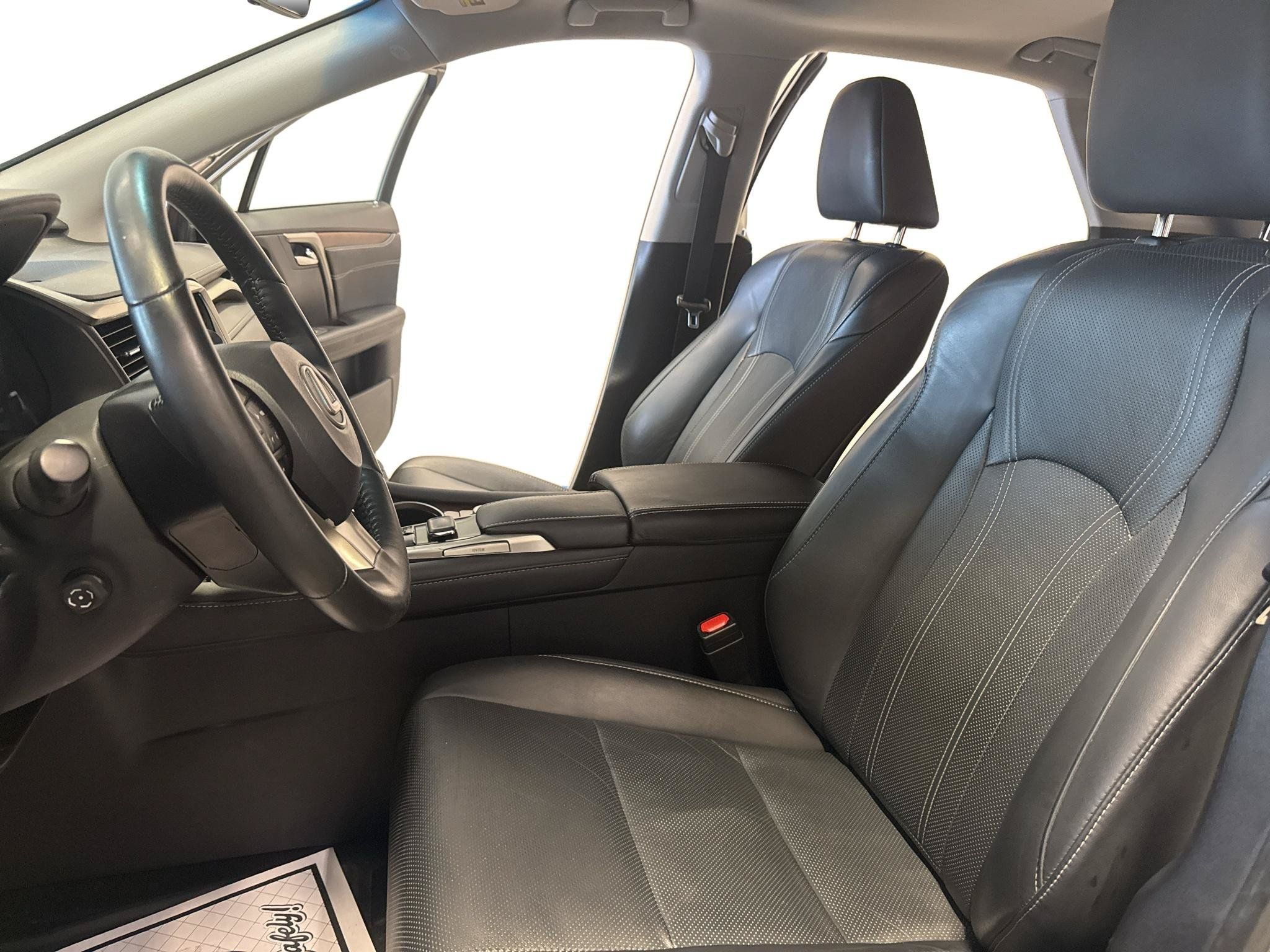 Used 2017 Lexus RX 350 AWD w/ Premium Package image 16