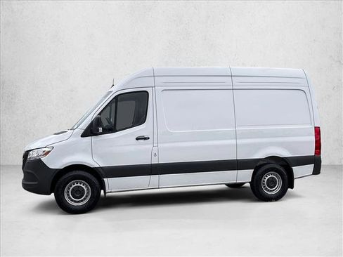 Used 2026 Mercedes-Benz Sprinter 2500 image 9