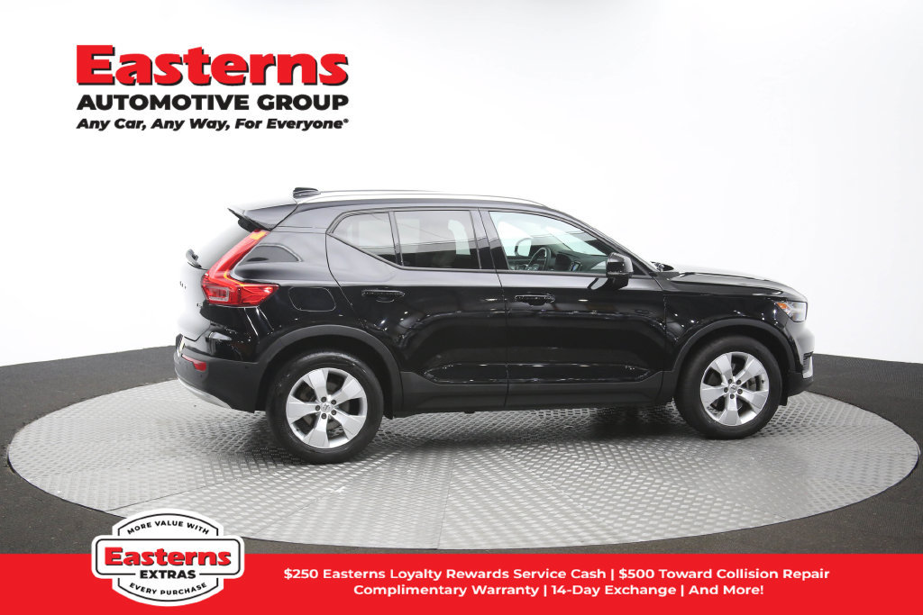 Used 2019 Volvo XC40 T5 Momentum AWD/4WD image 43