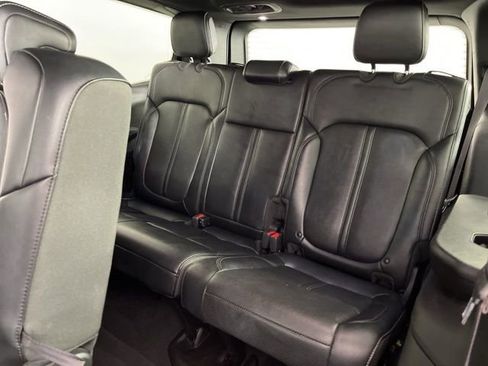 Used 2024 Jeep Wagoneer Series II w/ Flexible Seating Group RWD image 46