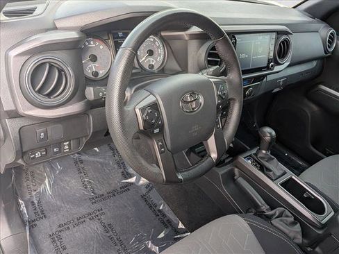 Used 2023 Toyota Tacoma TRD Sport image 10