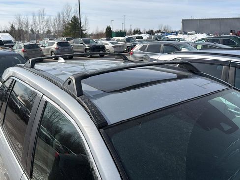 Used 2023 Toyota RAV4 XLE Premium image 6