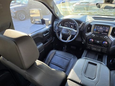 Used 2020 GMC Sierra 2500 Denali w/ Technology Package image 41