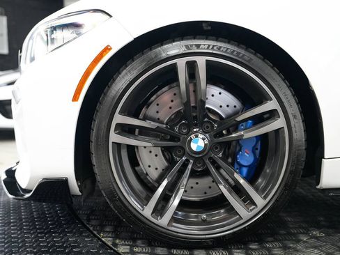 Used 2018 BMW M2 w/ Executive Package RWD image 9