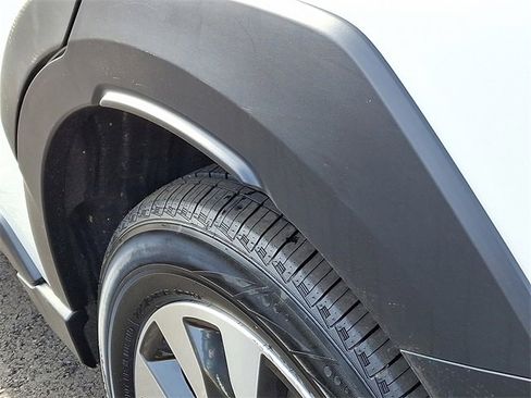 Used 2024 Subaru Outback Limited image 11