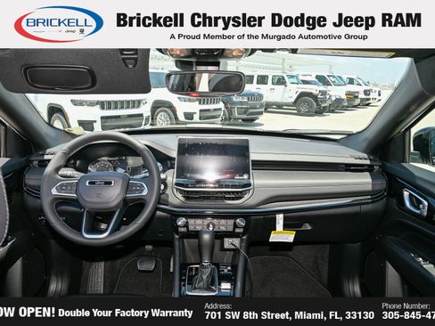 Used 2026 Jeep Compass Latitude AWD/4WD image 19