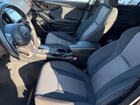 Used 2023 Subaru Crosstrek 2.0i Premium image 9