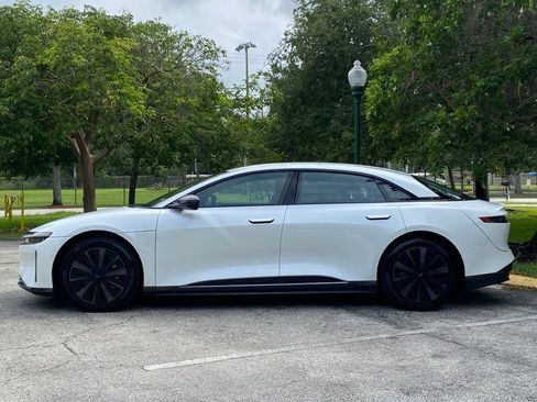Used 2025 Lucid Air Touring AWD/4WD image 4