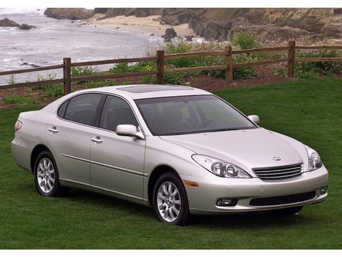 Used 2003 Lexus ES 330 FWD image 1