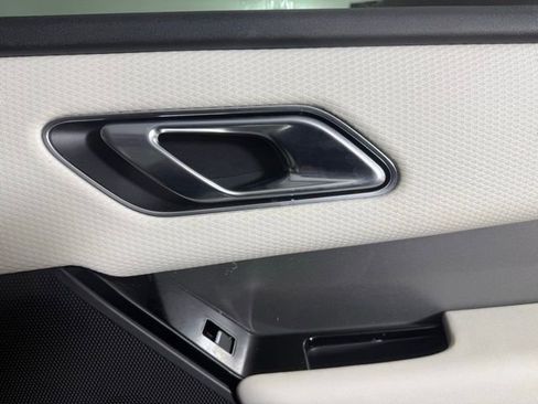 Used 2023 Land Rover Range Rover Velar S image 27