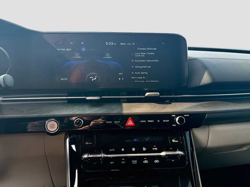Certified 2023 Kia Carnival SX FWD image 19