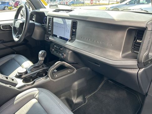 Used 2024 Ford Bronco Big Bend image 11
