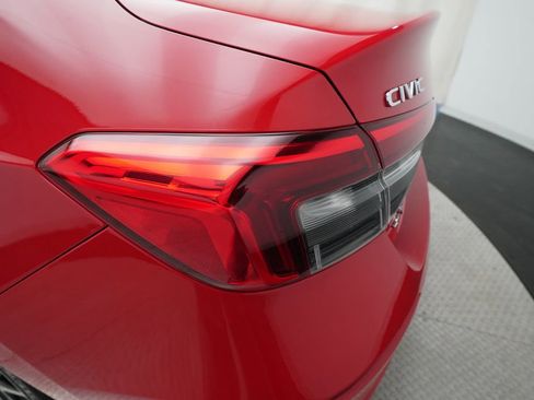 Certified 2023 Honda Civic Sport image 31