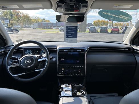 Certified 2024 Hyundai Tucson Limited image 25