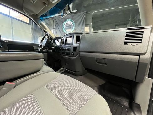 Used 2008 Dodge Ram 1500 Truck SLT w/ Popular Equipment Group image 19