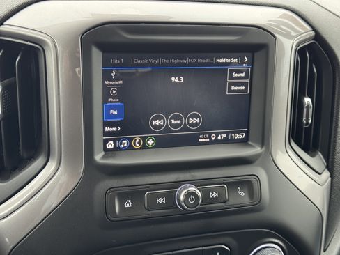 Certified 2022 Chevrolet Silverado 1500 Custom image 26