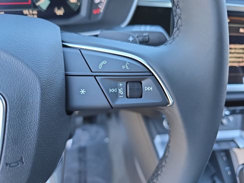 New 2025 Audi Q3 2.0T Premium image 18