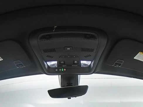 New 2025 Cadillac XT5 Sportv w/ Technology Package image 17