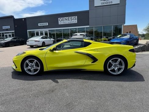 Used 2024 Chevrolet Corvette Stingray Coupe w/ 1LT RWD image 5