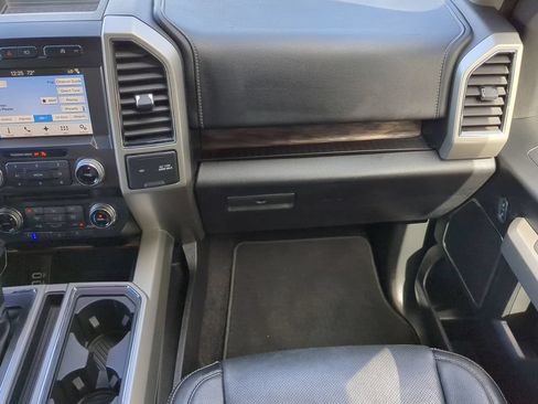 Used 2018 Ford F150 Lariat w/ Equipment Group 502A Luxury AWD/4WD image 16