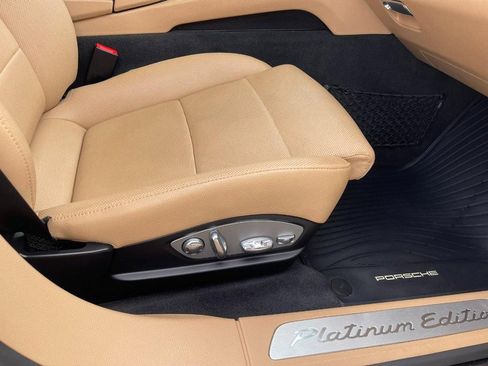 Used 2013 Porsche Panamera 4 Platinum Edition image 13