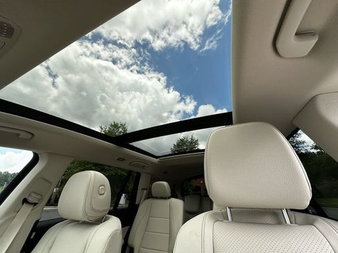 New 2026 Mercedes-Benz GLS 450 4MATIC image 34