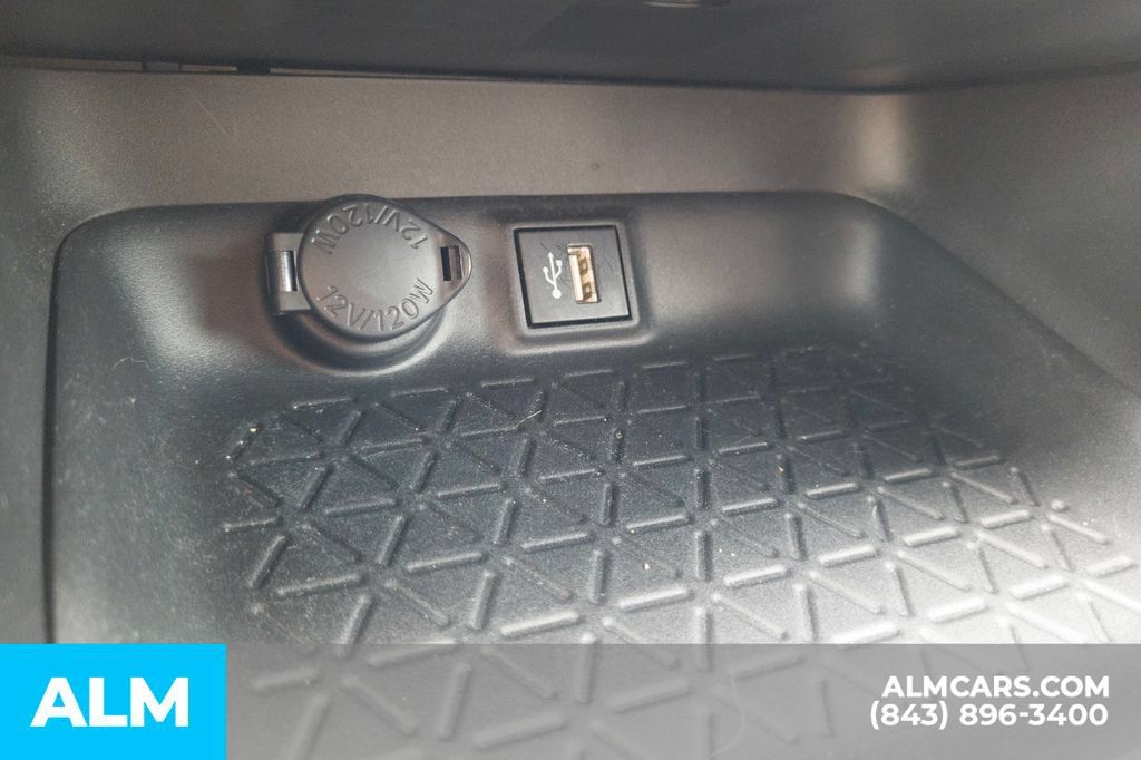 Used 2023 Toyota RAV4 LE FWD image 34