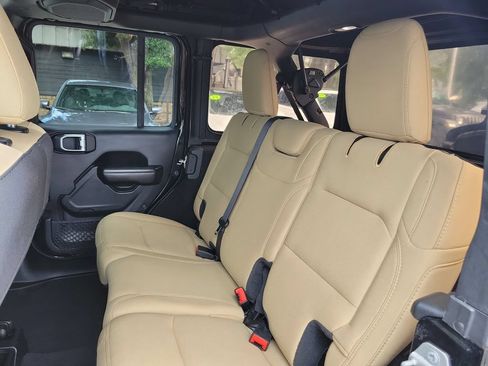 Used 2020 Jeep Wrangler Unlimited Sport AWD/4WD image 14