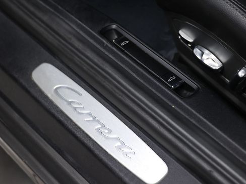 Used 2015 Porsche 911 Carrera image 14