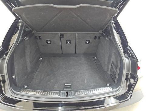 Used 2021 Porsche Macan image 7