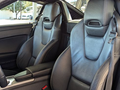 Used 2013 Mercedes-Benz SLK 250 image 14